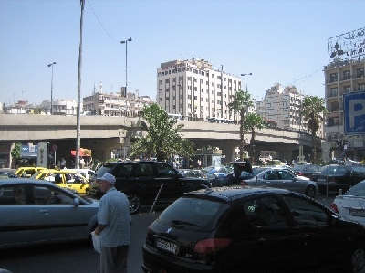 im Stadtzentrum am Busbahnhof